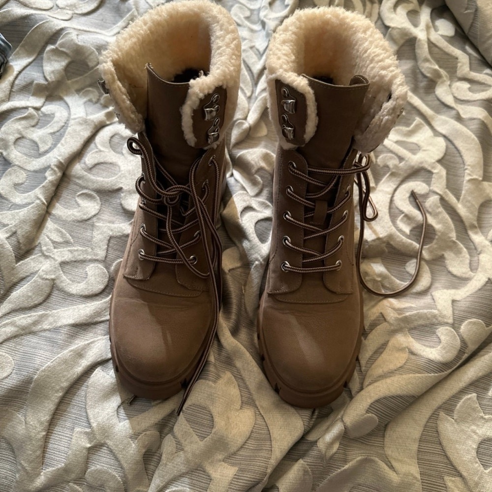 Women’s Boots